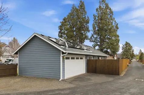61370 Fairfield Drive Bend OR 97702