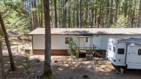 100 Linkhart Drive Selma OR 97538