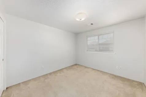 906 Brandi Way Central Point OR 97502