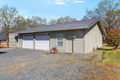 234 Lloyd Drive Grants Pass OR 97526