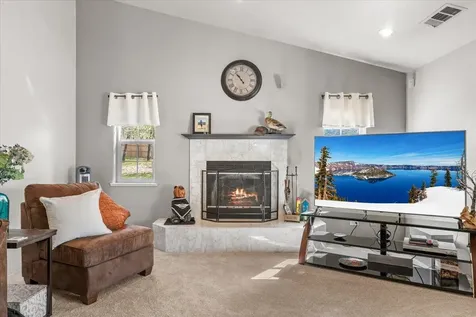 234 Lloyd Drive Grants Pass OR 97526
