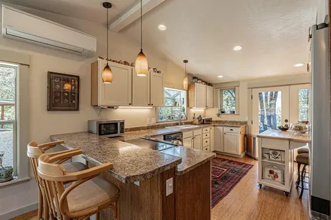 9449 Wagner Creek Road Talent OR 97540