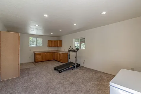 9449 Wagner Creek Road Talent OR 97540