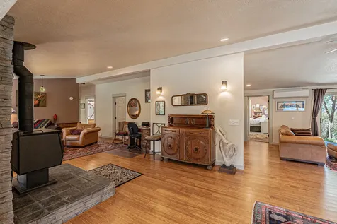 9449 Wagner Creek Road Talent OR 97540