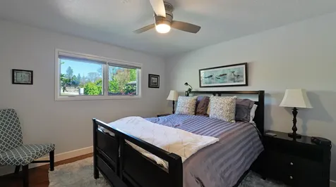 2424 Pembroke Circle Medford OR 97504