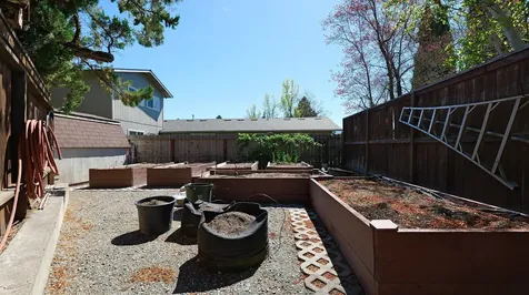 2424 Pembroke Circle Medford OR 97504