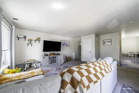7871 Jacqueline Way White City OR 97503