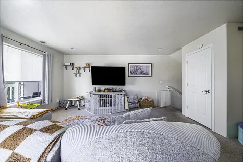 7871 Jacqueline Way White City OR 97503