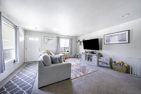 7871 Jacqueline Way White City OR 97503