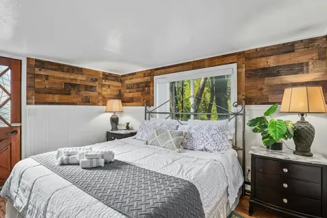 11677 Highway 238 Applegate OR 97530