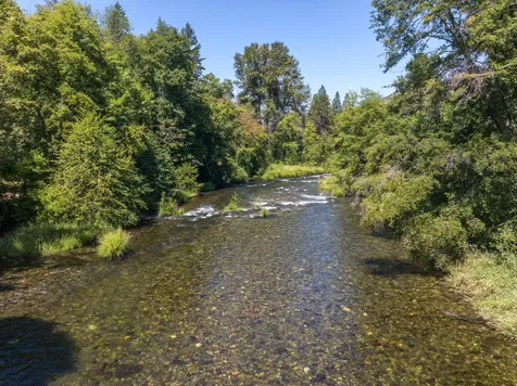 11677 Highway 238 Applegate OR 97530