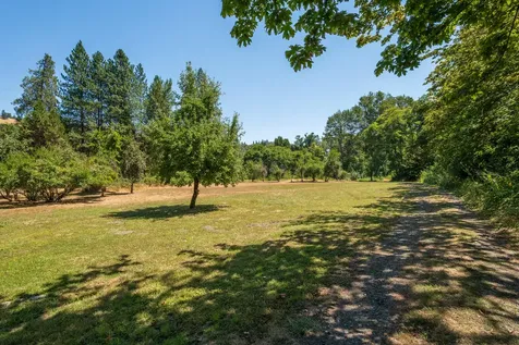 11677 Highway 238 Applegate OR 97530