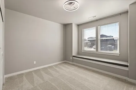 1615 Pearl Eye Lane Medford OR 97504
