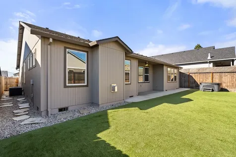 1615 Pearl Eye Lane Medford OR 97504