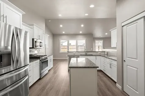 1615 Pearl Eye Lane Medford OR 97504
