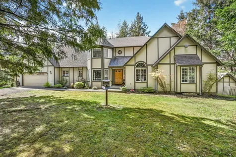 221 Hidden Valley Lane Rogue River OR 97537