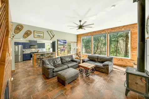 221 Hidden Valley Lane Rogue River OR 97537