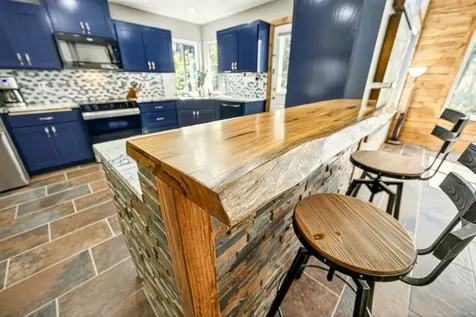 221 Hidden Valley Lane Rogue River OR 97537