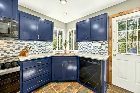 221 Hidden Valley Lane Rogue River OR 97537