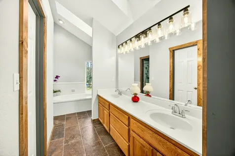 221 Hidden Valley Lane Rogue River OR 97537