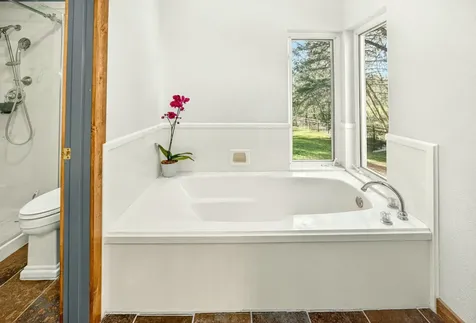 221 Hidden Valley Lane Rogue River OR 97537