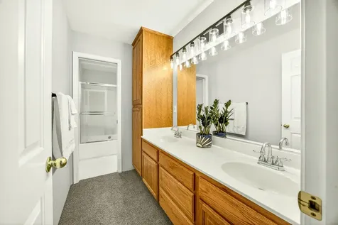 221 Hidden Valley Lane Rogue River OR 97537