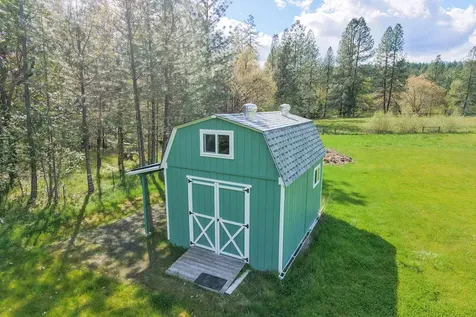 221 Hidden Valley Lane Rogue River OR 97537