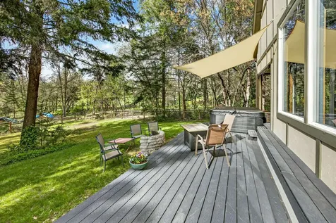 221 Hidden Valley Lane Rogue River OR 97537