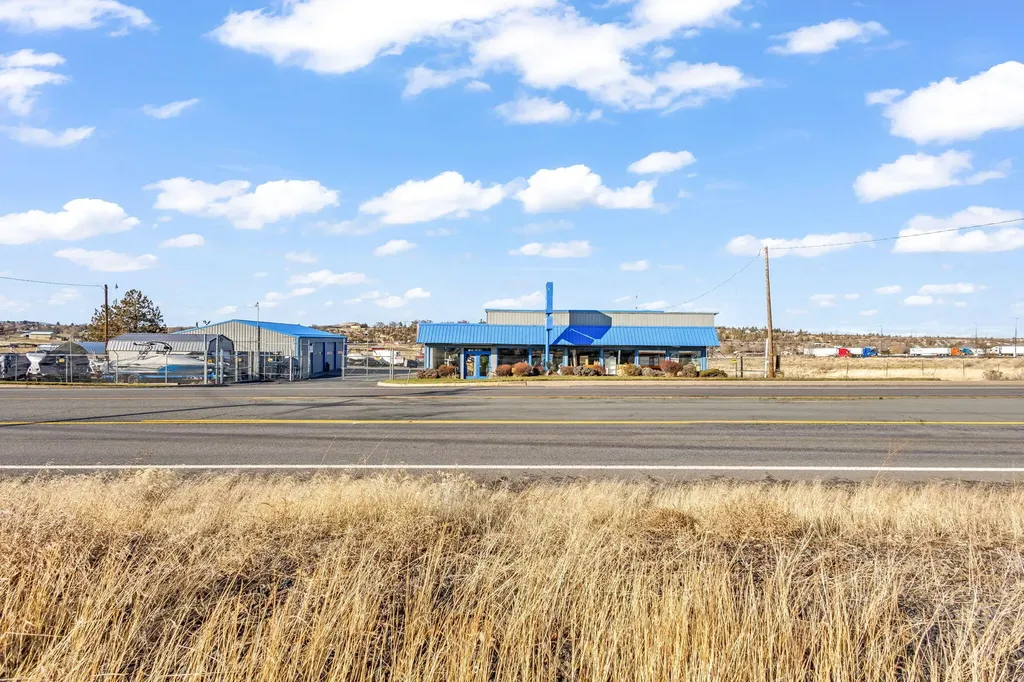 1810 SW Highway 97 Madras OR 97741