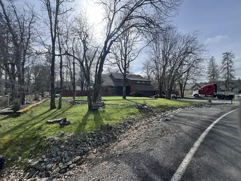 255 Barker Drive Merlin OR 97532