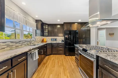 1310 NW Highland Avenue Grants Pass OR 97526