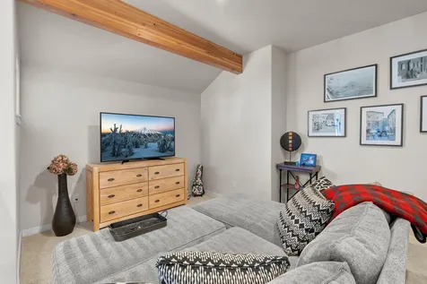 19449 Ironwood Circle Bend OR 97702
