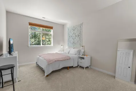 19449 Ironwood Circle Bend OR 97702