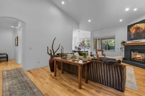 19449 Ironwood Circle Bend OR 97702