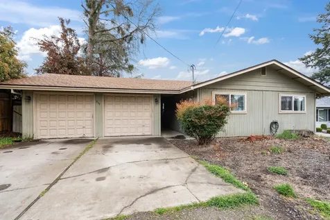 317 Highland Drive Medford OR 97504