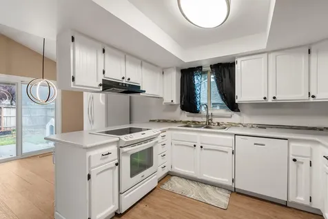 317 Highland Drive Medford OR 97504