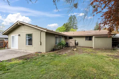 317 Highland Drive Medford OR 97504