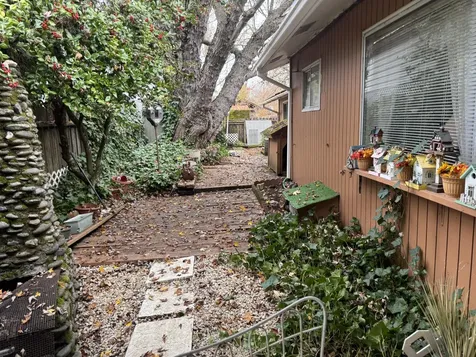 225 SW Westholm Avenue Grants Pass OR 97526