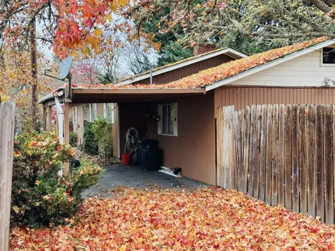 225 SW Westholm Avenue Grants Pass OR 97526