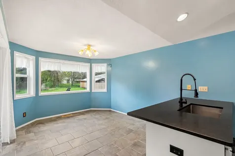 850 Forest Glen Drive Central Point OR 97502