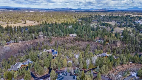 4034 NW Northcliff Bend OR 97703