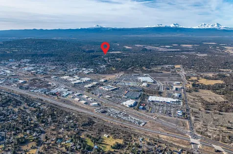 4034 NW Northcliff Bend OR 97703