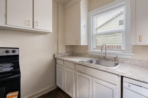 1051 W 11th Street Medford OR 97501