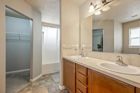 411 NE Petal Court Madras OR 97741