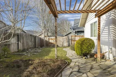 1150 Angler Lane Grants Pass OR 97527