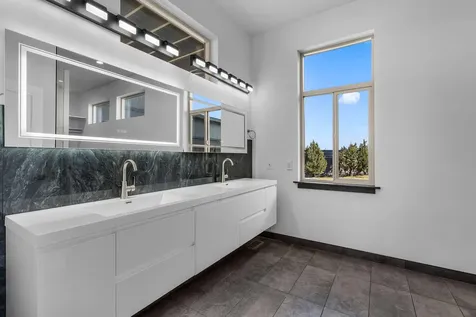 2121 SE Antler Lane Prineville OR 97754