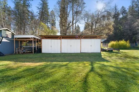 649 Pleasant Valley Road Merlin OR 97532