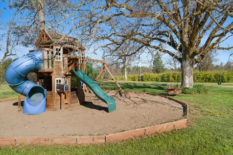 649 Pleasant Valley Road Merlin OR 97532