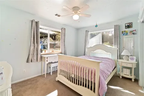 649 Pleasant Valley Road Merlin OR 97532