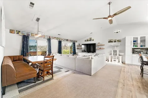 649 Pleasant Valley Road Merlin OR 97532